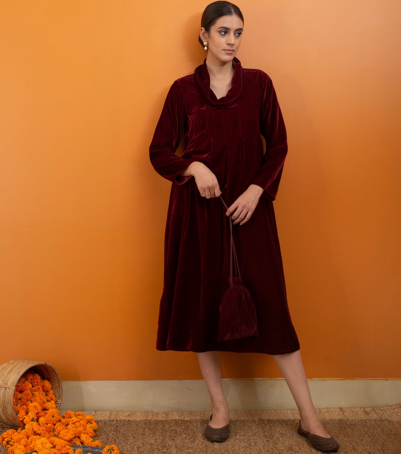 Buy online Women's Wine Color Single Shoulder Velvet Dress from western  wear for Women by Limeroad Studios for ₹999 at 33% off | 2024 Limeroad.com